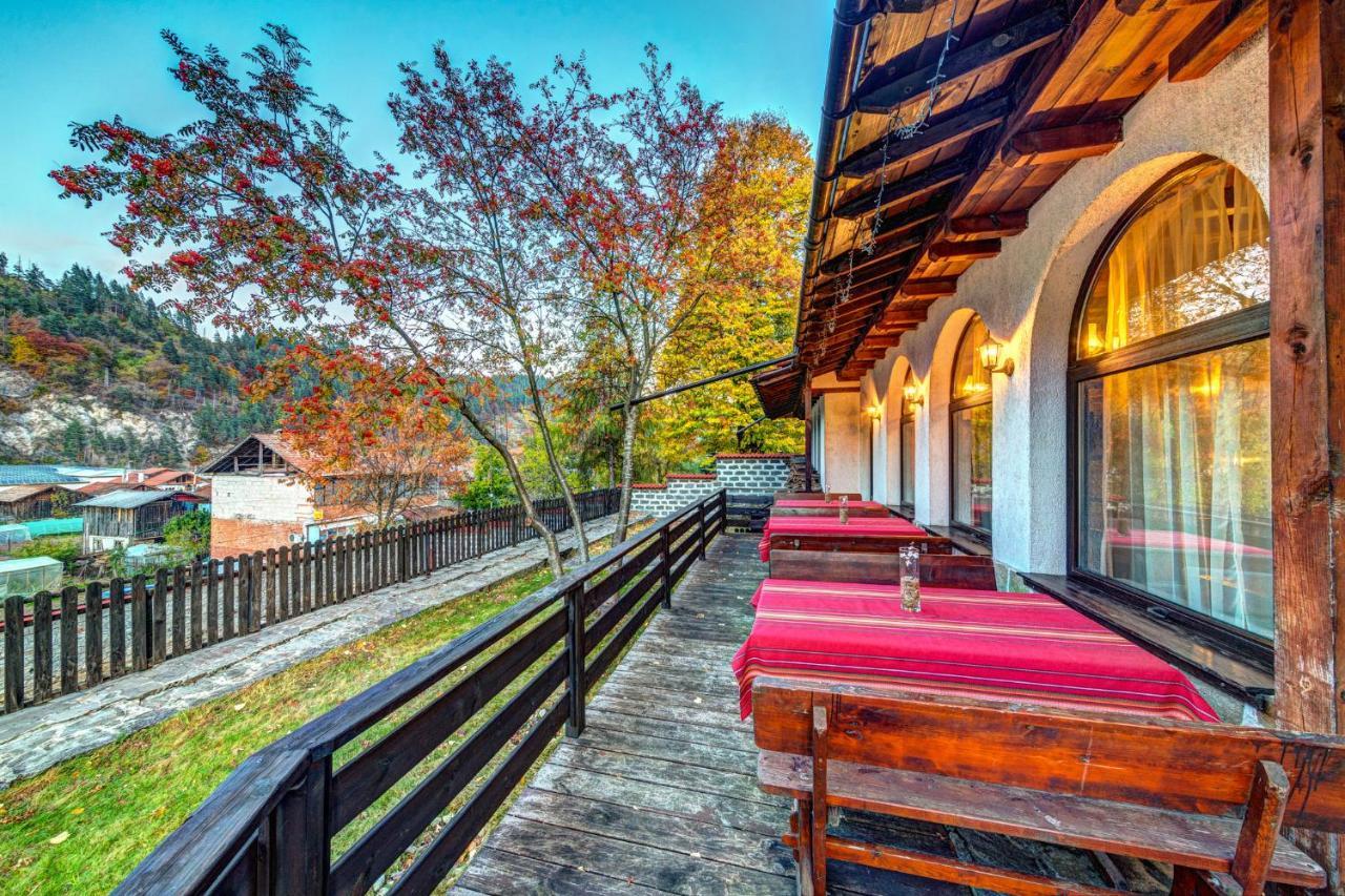 Хотел Смолена Smilyan  Exterior foto